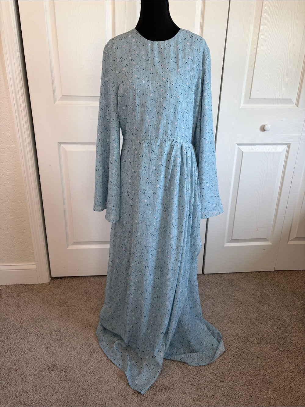 Veiled New York Light Blue Long Bell Sleeve Floral Maxi Dress M 56 NWT Modest